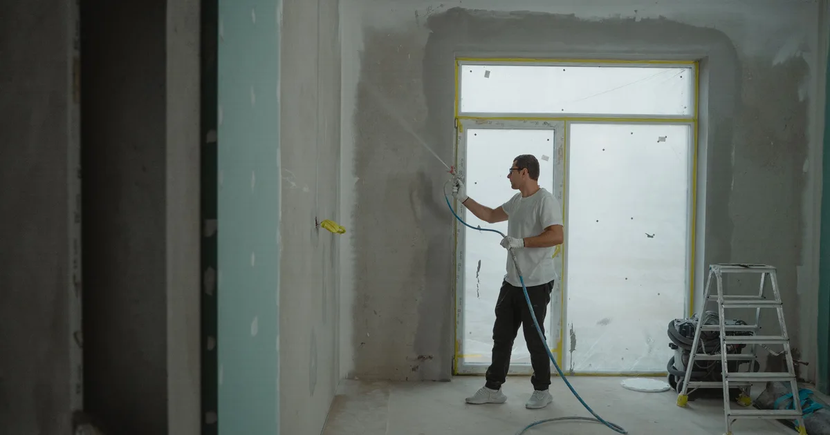 Google Ads for Contractors and Remodelers 2026: Bathroom Remodel Clicks Cost $31.80, General Contractor $9.85